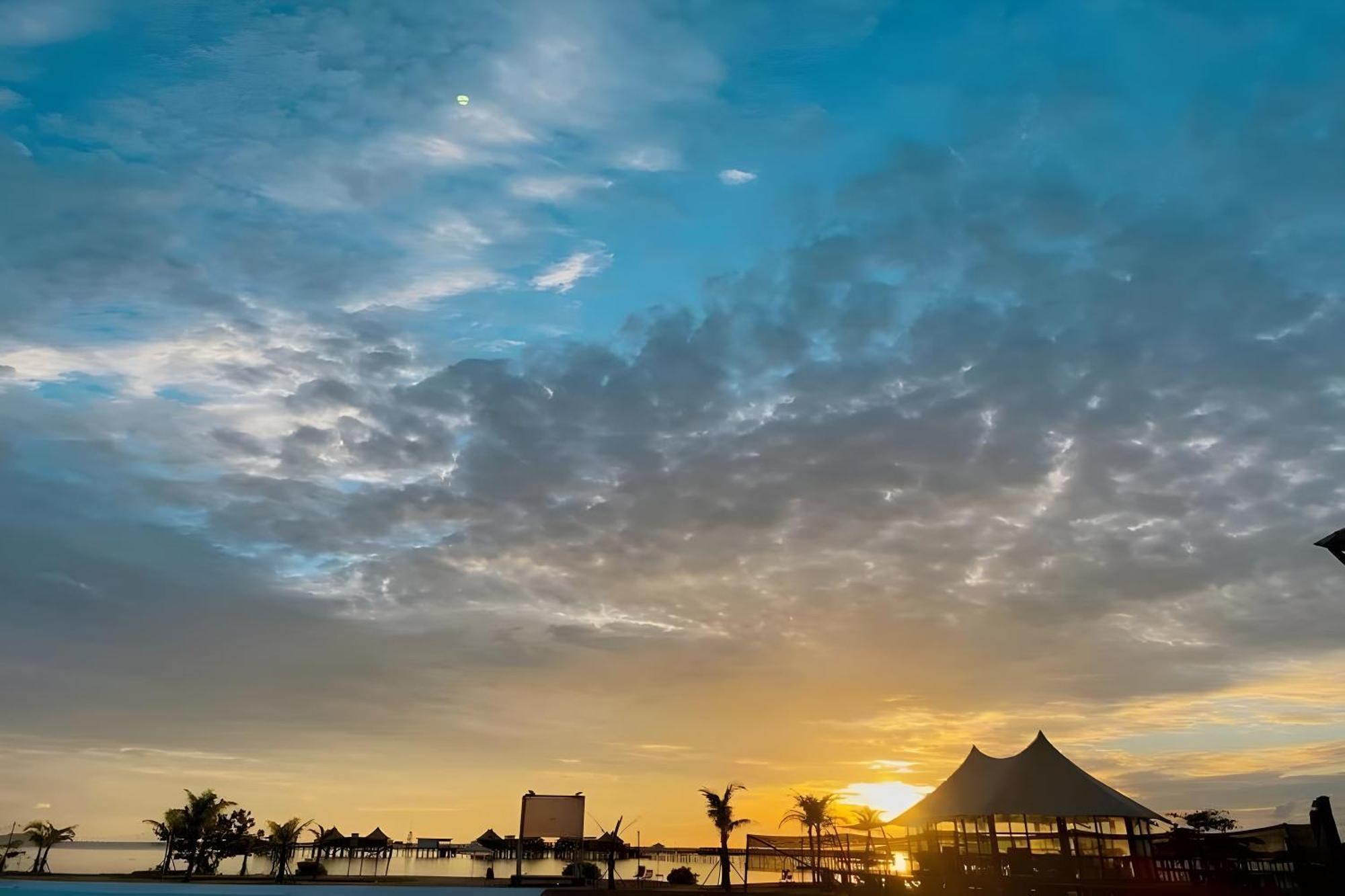 Galang Island Kiki Beach Resort, Batam מראה חיצוני תמונה
