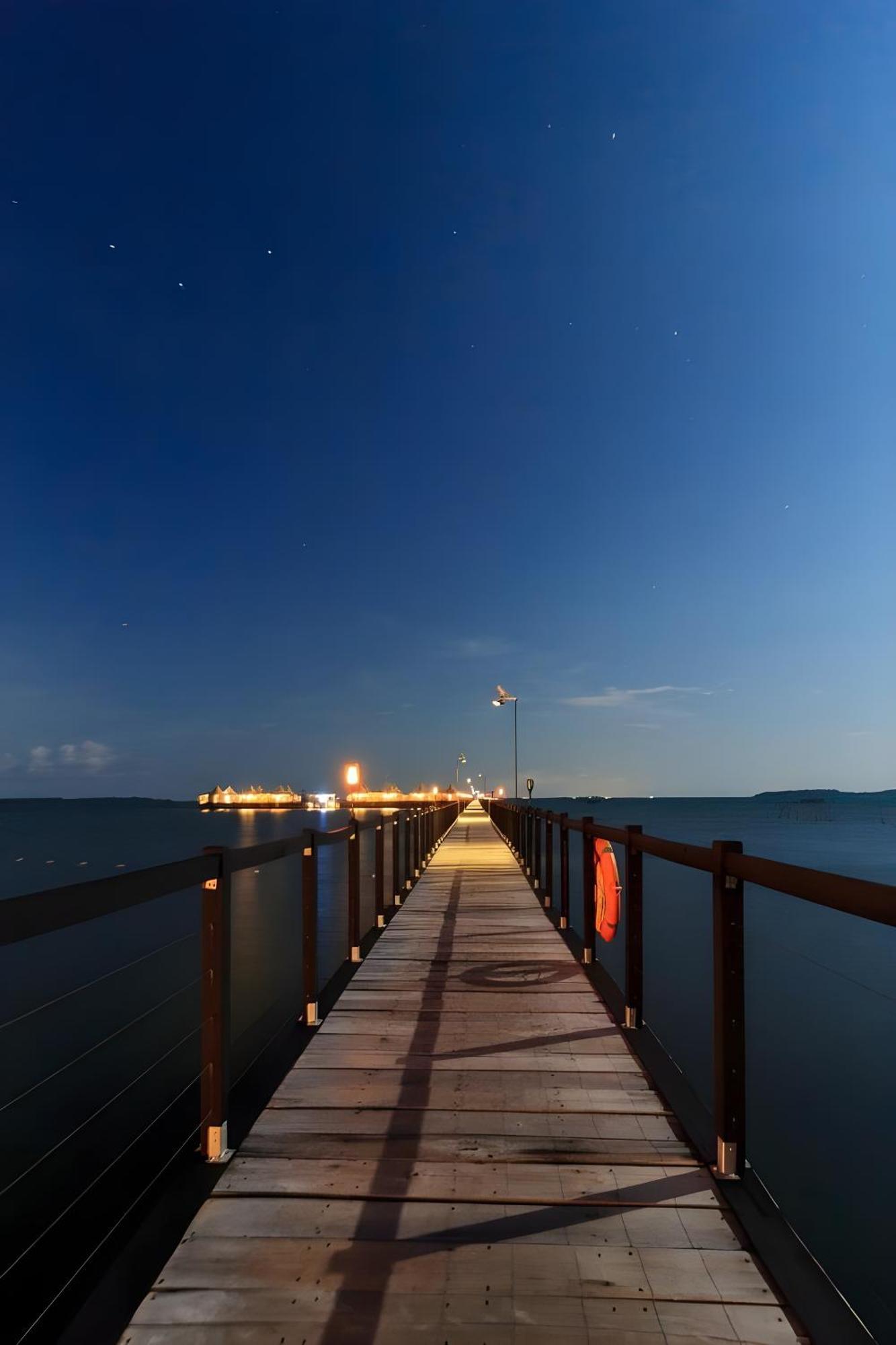 Galang Island Kiki Beach Resort, Batam מראה חיצוני תמונה