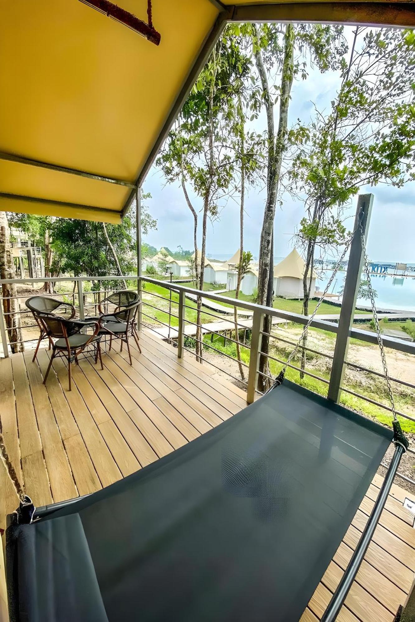 Galang Island Kiki Beach Resort, Batam מראה חיצוני תמונה