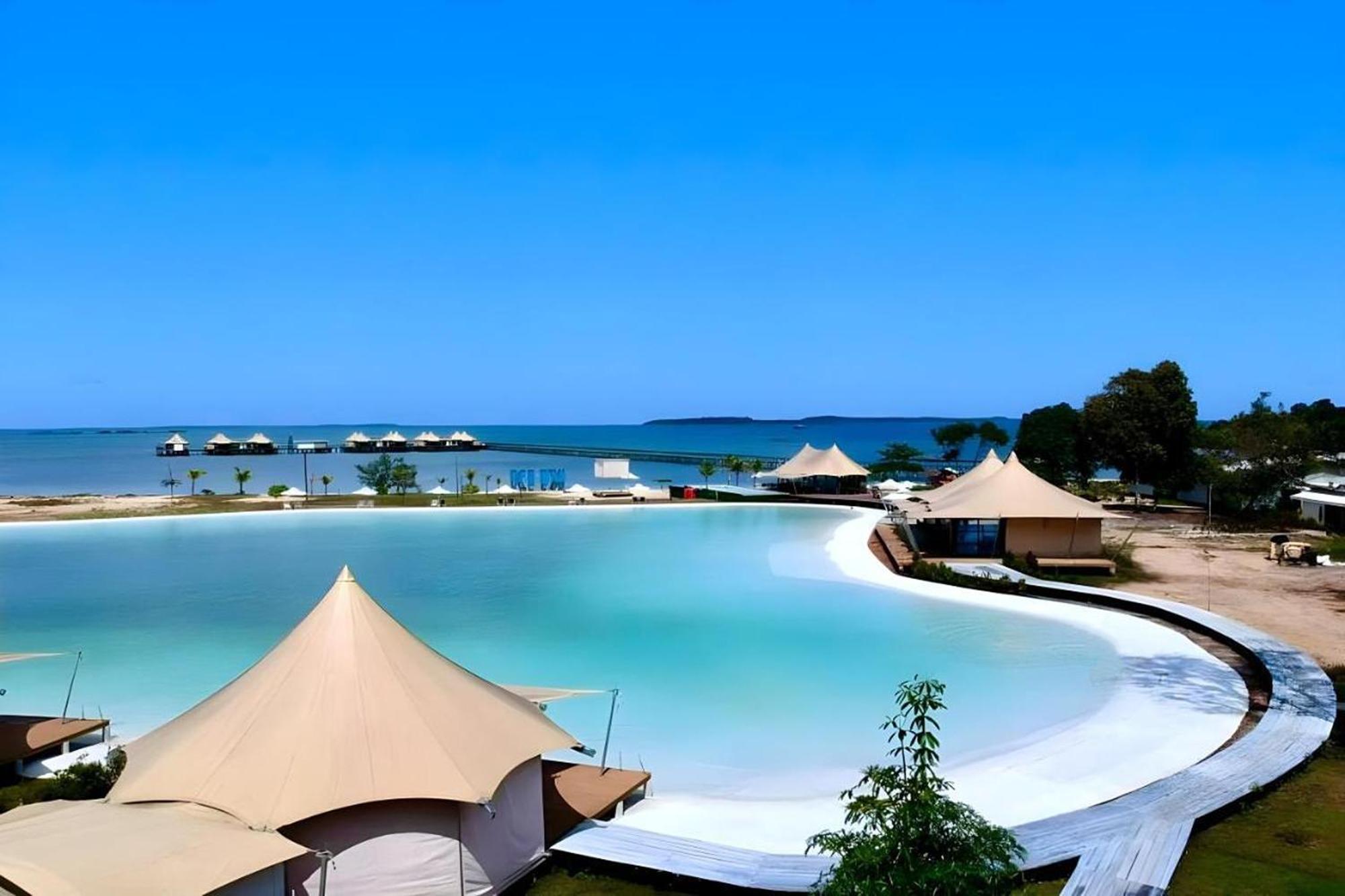 Galang Island Kiki Beach Resort, Batam מראה חיצוני תמונה