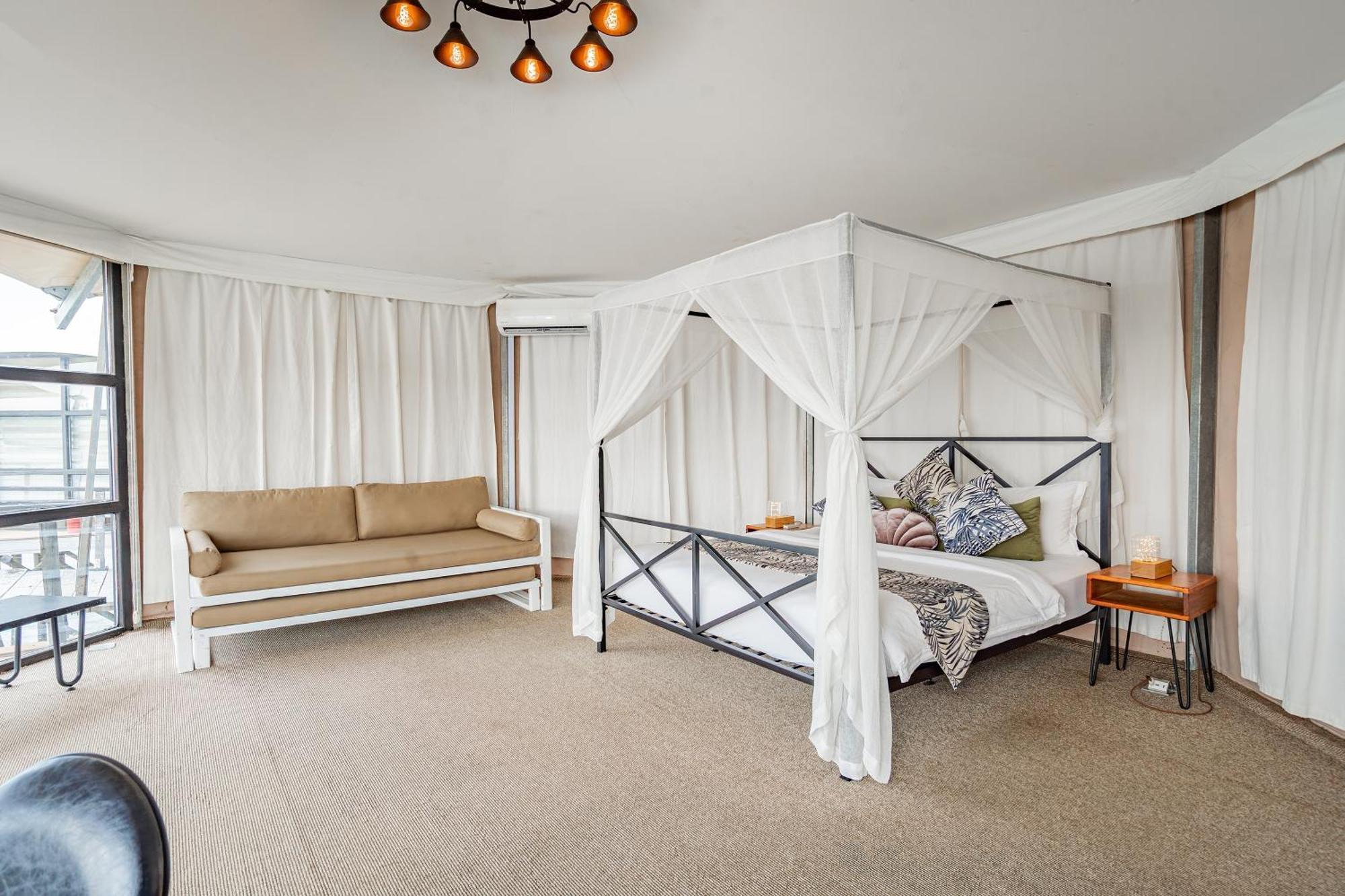 Galang Island Kiki Beach Resort, Batam מראה חיצוני תמונה